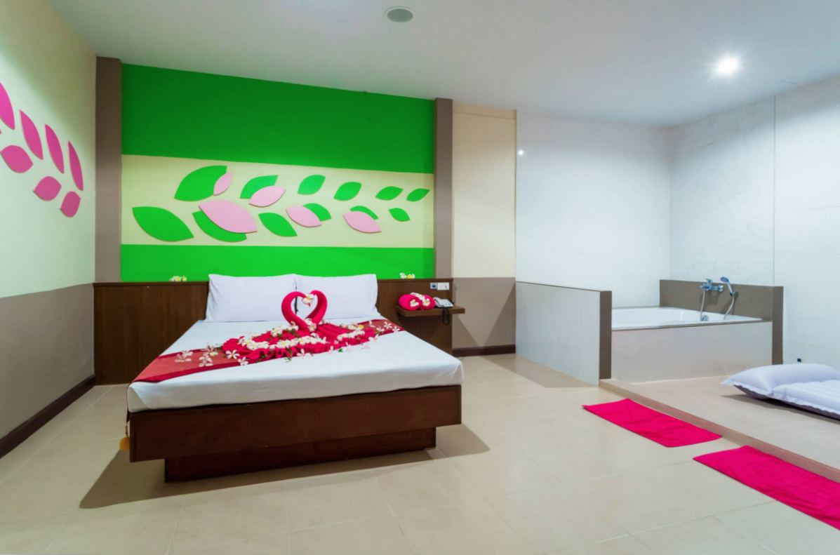 Pattaya Massage In Hotel Room
